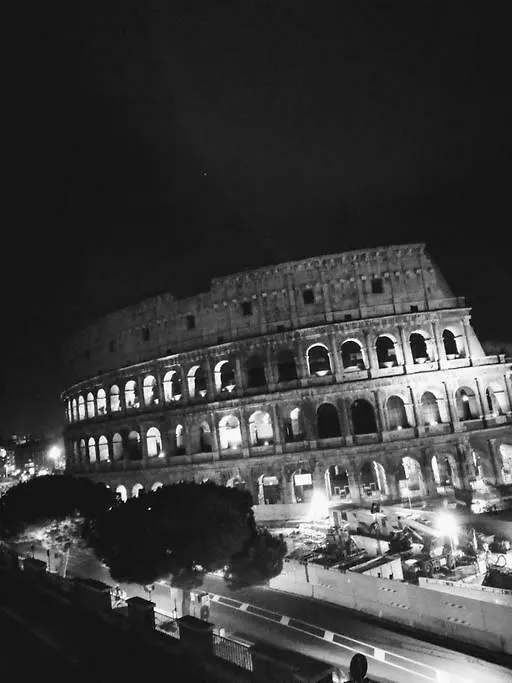 公寓 Jacuzzi In Front Of The Colosseum 罗马 意大利